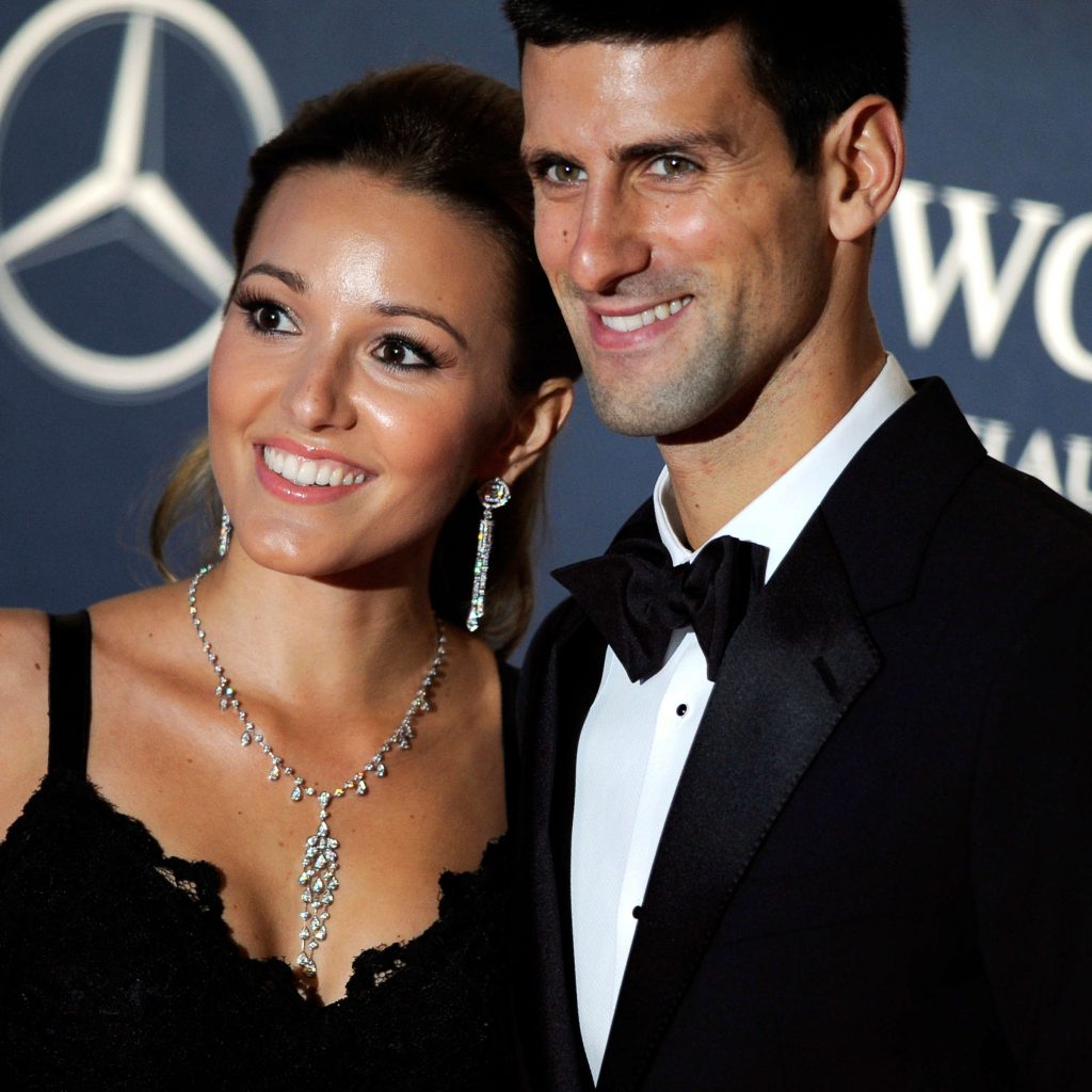 25484598-tennisstar-djokovic-heiratet-jelena-ristic-2yCUTd4EtJec-1024x1024-1